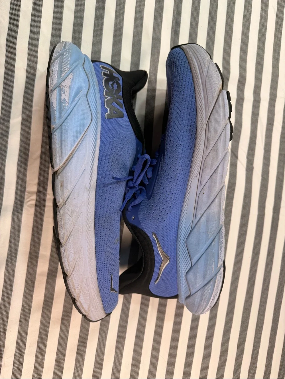 Hoka One Arahi 7 Shoes Womens 11B Stellar Blue Cosmos Running Sneakers Purple 11